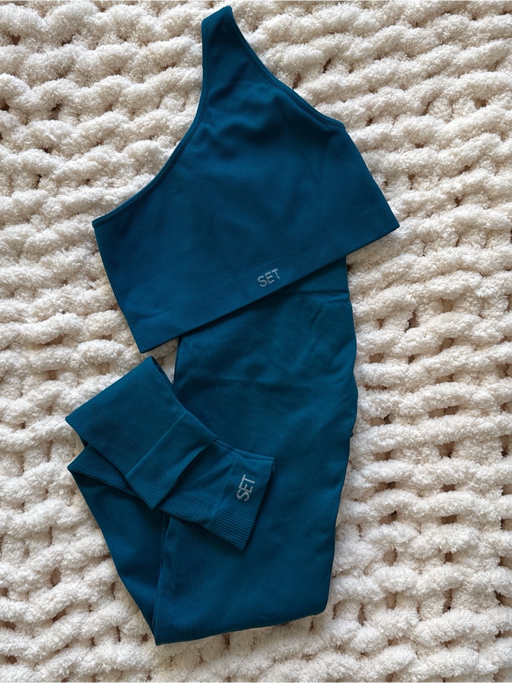SET Active One-Shoulder Sports Bra and Leggings Set in Teal